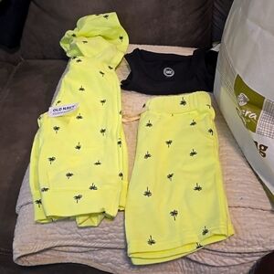 Hoodie and shorts old navy
